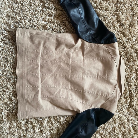 Leather and beige material jacket, shirt - Picture 3 of 4